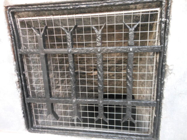 Crypte in Laken - LaeremansGeertNV